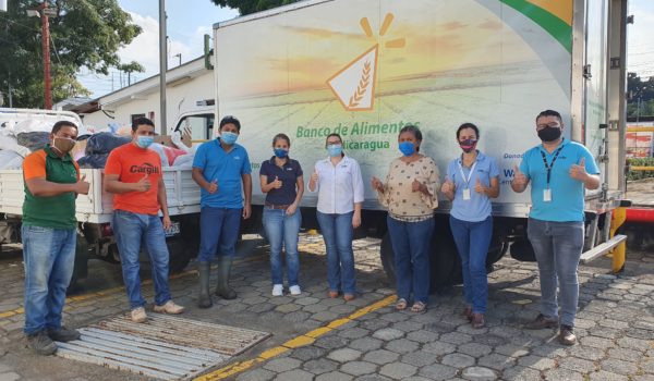 Cargill dona a afectados por huracanes