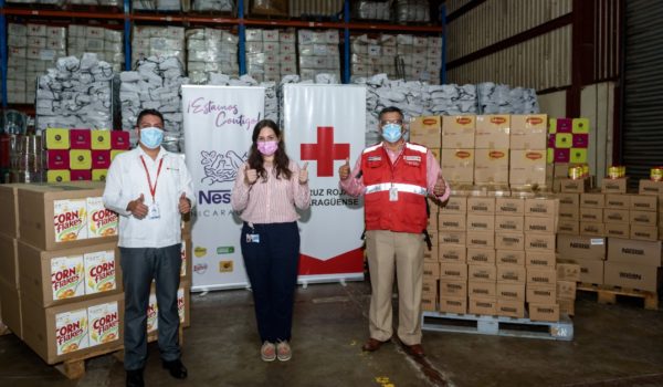 Nestlé dona a damnificados por huracanes Eta y Iota