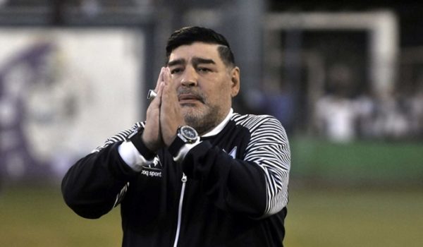 Sacerdote revela detalles de la última confesión de Maradona