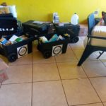 Parte de los instrumentos que llevaron hasta Bilwi la brigada de veterinarios. LA PRENSA / CORTESÍA WAP
