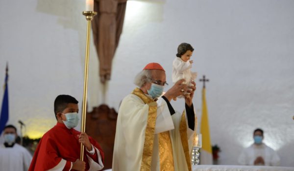 Cardenal Brenes en la celebración de la misa de Navidad 2020. LA PRENSA / O. NAVARRETE