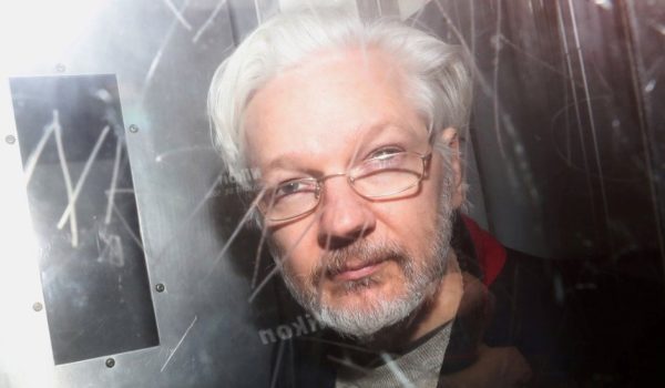 Julian Assange: la justicia de Reino Unido rechaza la extradición del fundador de Wikileaks a Estados Unidos