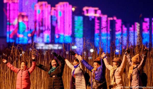 Wuhan cumple un año desde que impuso el primer confinamiento del mundo