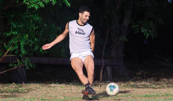 El motivo por el que Juan Barrera descartó jugar en Costa Rica y renovó con el Real Estelí