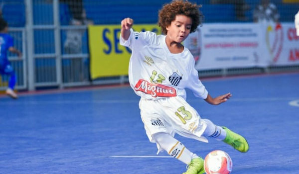 Kauan Basile, el jugador más joven del mundo en firmar un contrato con Nike