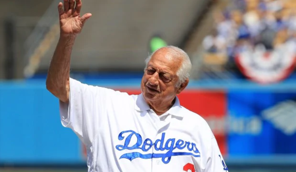 Muere el legendario mánager de los Dodgers, Tom Lasorda