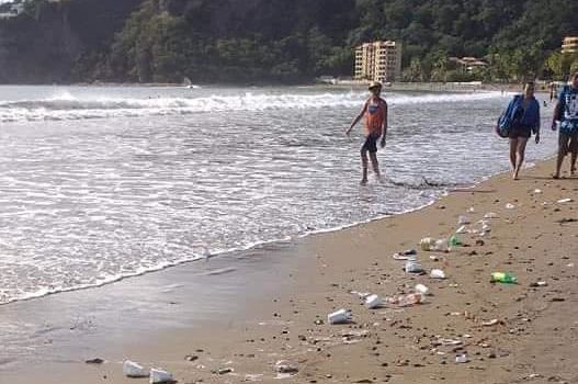 La basura que quedó en las playas de San Juan del Sur. LA PRENSA / ORGANIZACIÓN NICARAGUENSE AMBIENTAL