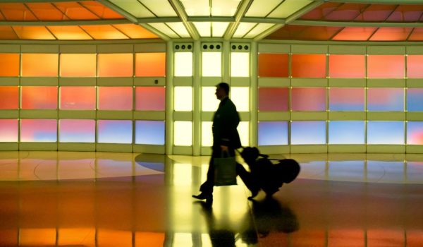El hombre que vivió tres meses en un aeropuerto «por miedo al coronavirus»