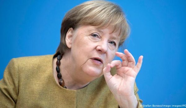 Merkel dice que «todas las vacunas» son «bienvenidas» en Europa tras avances de la Sputnik V