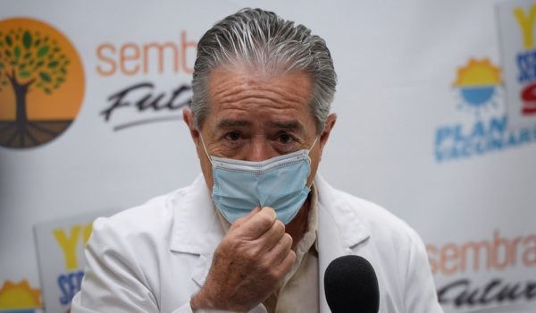 Coronavirus en Ecuador: renuncia el ministro de Salud Juan Carlos Zevallos tras el escándalo del plan de vacunación