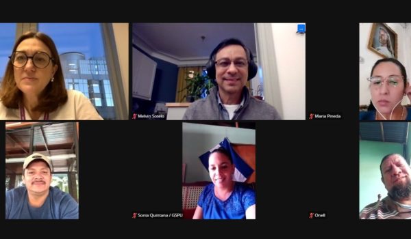 Eurodiputada conversa con familiares de presos políticos y líder campesino