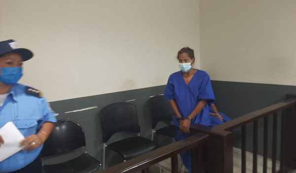 Ana Rosa Omier acusada de parricidio enfrentará juicio el próximo 26 de abril . LA PRENSA/Ernesto García