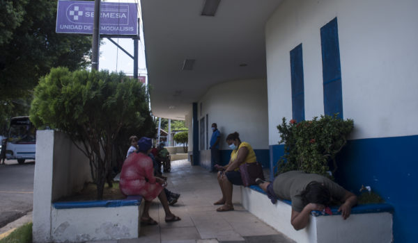 hospital cruz azul, vacunación,