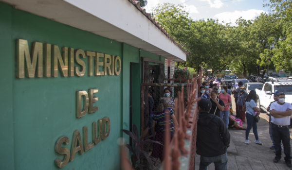 Superautoridad sanitaria tiene un fin recaudatorio, advierte diputada liberal