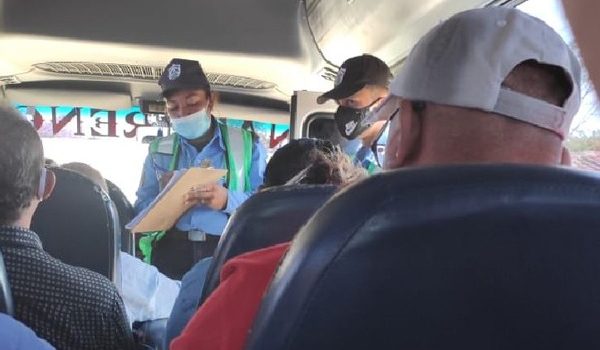 Policía impide viaje de campesinos que se reunirían con Medardo Mairena en Managua