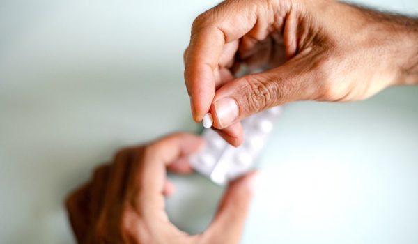 Por qué no existe una píldora anticonceptiva para el hombre