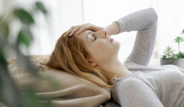 3 consejos de neurocientíficos para liberarse del dolor de cabeza