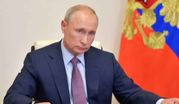 La impresionante (y costosa) operación del Kremlin para proteger a Putin del coronavirus