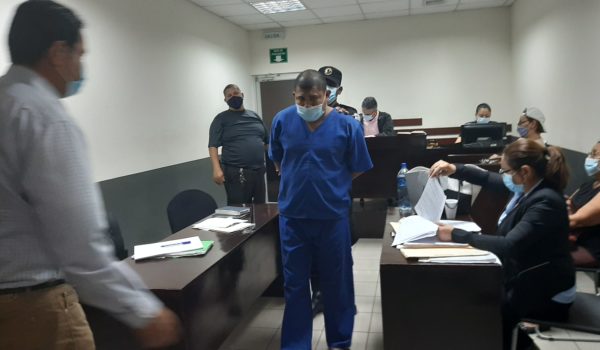 Lenin Hernández Rodriguez sentenciado a siete años de prisión por homicidio imprudente bajo los efectos de bébidas alcohólicas . LA PRENSA/Archivos