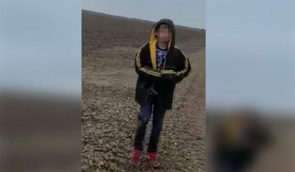 niño migrante,