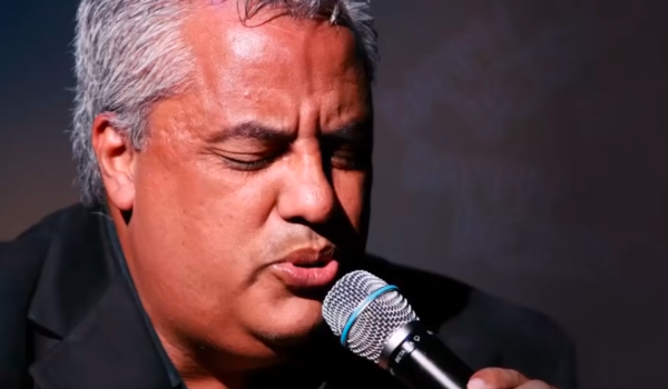 Por qué el cantante cristiano Danny Berrios no participará en el concierto promovido por el boxeador Román González