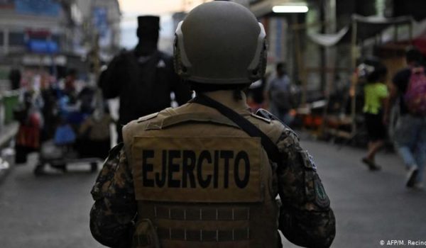 Nayib Bukele agradece al Ejército por «salvar la patria» de «enemigos internos y externos»