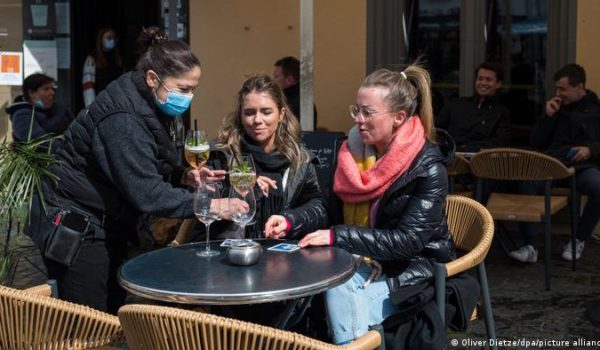 La gastronomía en Alemania empieza a salir del confinamiento