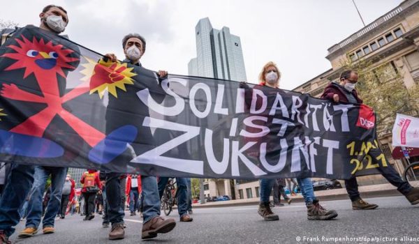 El mundo se manifiesta en el Día del Trabajador