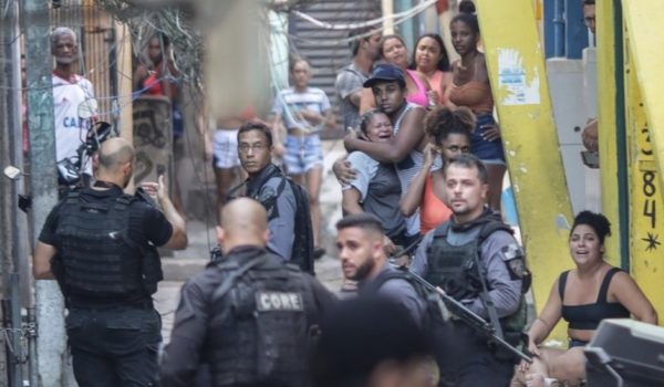 Río de Janeiro: una polémica operación policial contra el narcotráfico en una favela deja al menos 25 fallecidos, la más mortal en cinco años
