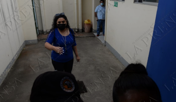Periodista Verónica Chávez es citada de nuevo por la Fiscalía