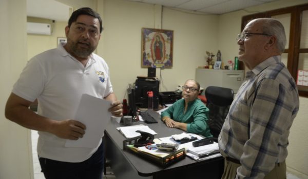 Secretaria de Osuna, se niega a recibir un recurso de revisión sobre destitución del concejal Agustín Cedeño como directivo del PLC