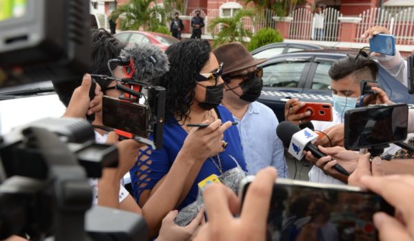 Verónica Chávez acudió a la Fiscalía este martes 25 de mayo. LA PRENSA / O. NAVARRETE