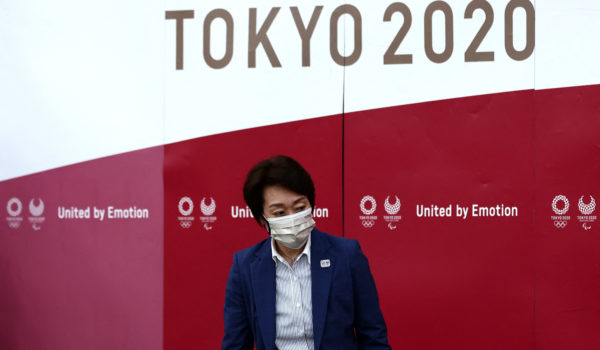 Organizadores planean vacunar a los 70,000 voluntarios de los Juegos Olímpicos de Tokio