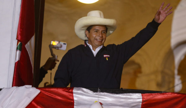 Perú envía nota de protesta a Nicaragua por la felicitación que hizo Rosario Murillo a Pedro Castillo