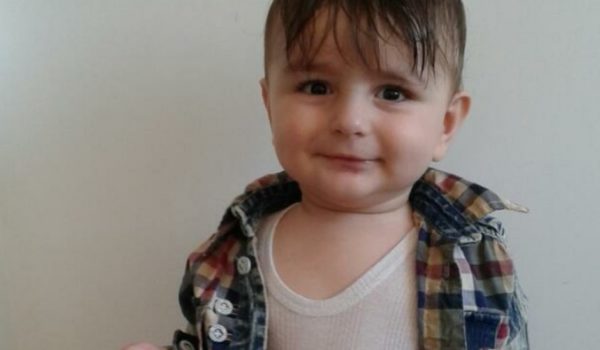 La trágica historia de Artin, el bebé kurdo de 15 meses cuyo cuerpo apareció en las costas de Noruega