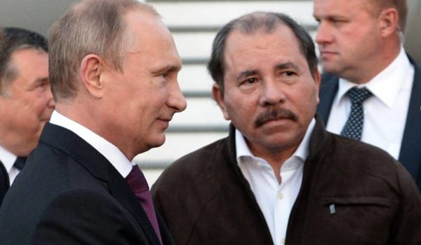 Vladímir Putin y Daniel Ortega. LA PRENSA / CORTESÍA