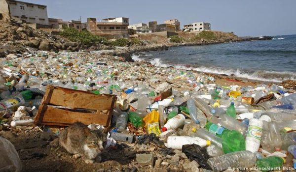 La pandemia hizo reducir producción de plástico por tercera vez después de II Guerra Mundial