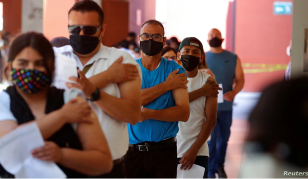 México: autoridades de salud registran más de 350.000 muertes asociadas al COVID-19