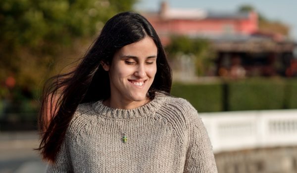 La inspiradora historia de Milagros, la joven uruguaya ciega que aprendió inglés sola y estudiará sin costo en Harvard