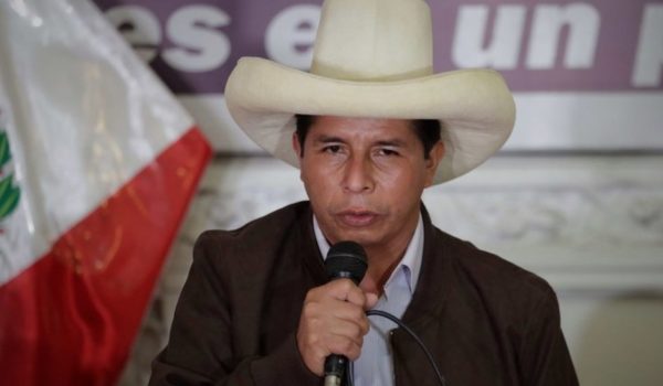 Elecciones en Perú: con el conteo de votos al 100%, Castillo supera a Fujimori en las presidenciales, aunque aún no se ha proclamado a un ganador