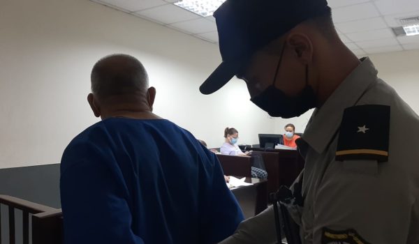 Pastor evangélico acusado de abusar sexualmente a su bisnieta de 3 años en un barrio de Managua