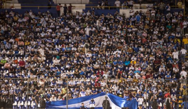 Gradas norte y sur agotadas: se espera la mejor asistencia en el Estadio Nacional para el duelo Nicaragua vs. Jamaica
