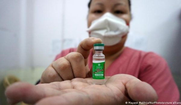 Covishield, la vacuna de AstraZeneca fabricada en India, no está autorizada en la Unión Europea
