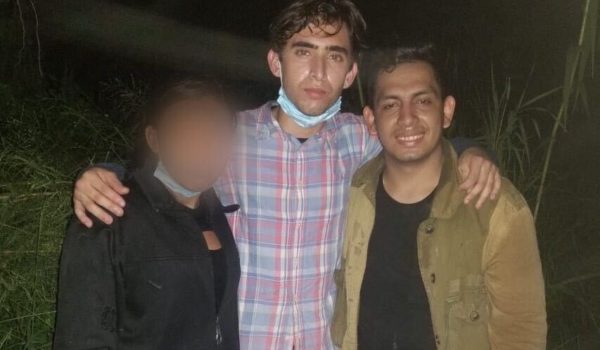 «Vengo a exiliarme por la persecución política que hay en nuestro país». Jóvenes opositores buscan asilo político en Estados Unidos