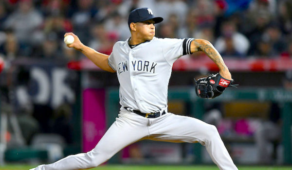 Jonathan Loáisiga remata a los Astros con disparos de más de 100 millas