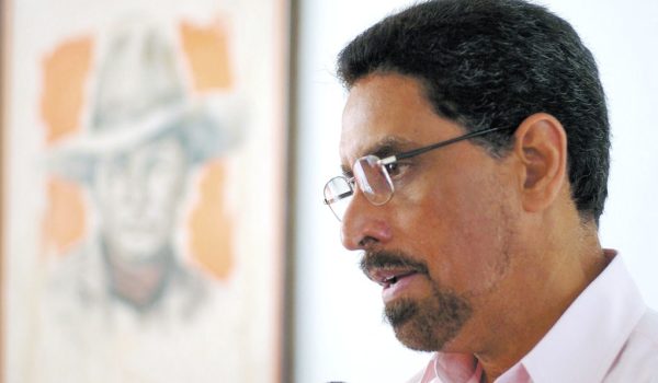 Policía del régimen solicita tobillera para esguince a familiares de Víctor Hugo Tinoco