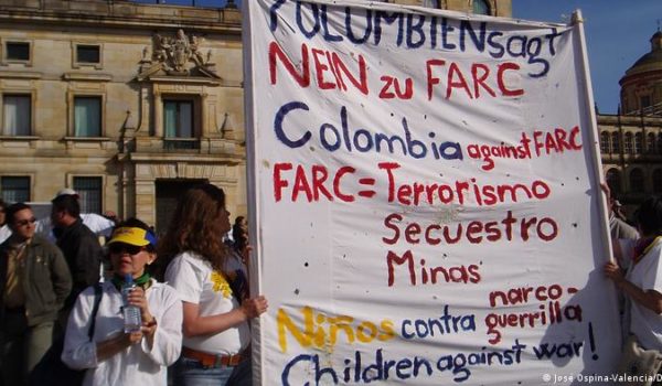 Tribunal de paz investigará a exguerrilla FARC por reclutar a 18.667 menores en Colombia