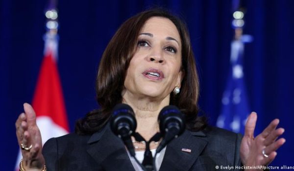 Extraño incidente de salud retrasa viaje de Kamala Harris a Vietnam