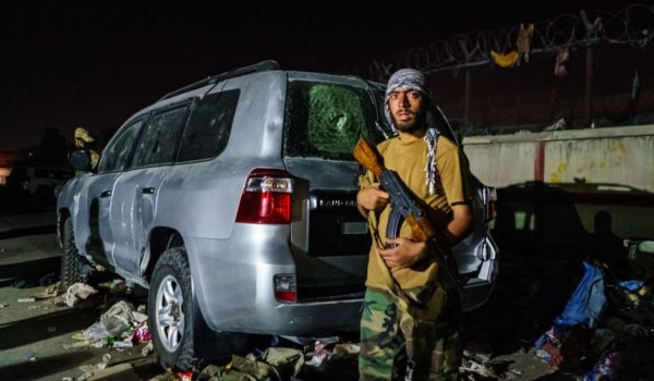 Afganistán: cuán presentes están Estado Islámico y al Qaeda en el país y cuál es su relación con el Talibán
