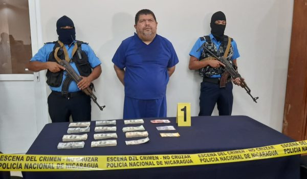 TAM pide informe a la Policía por situación legal del abogado Harlden Bladimir Huete, defensor del marero hondureño David Campbell. LA PRENSA/Cortesía